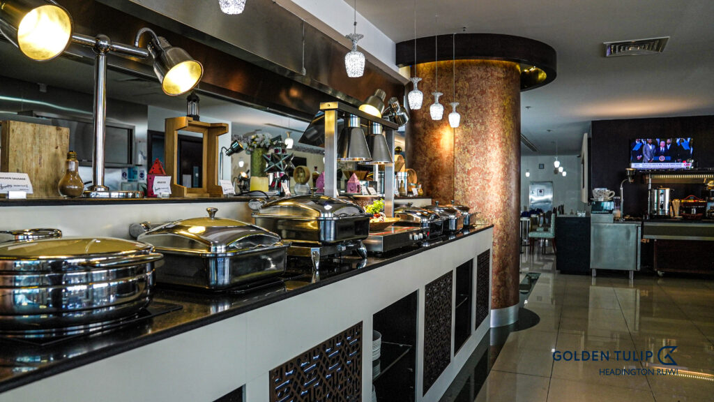 Lavish buffet at Golden Tulip Headington – luxury hotel in Muscat dining